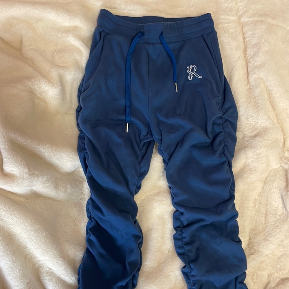 Gsuwoo So Real stacked sweat pants